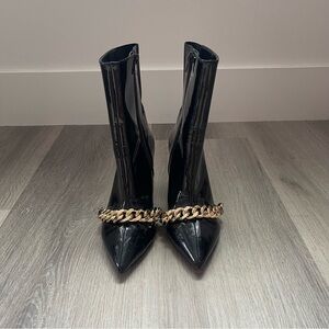 RAYE Foxx Glossy Black Pointed Toe Heeled Boots Gold Chain Accent 6.5